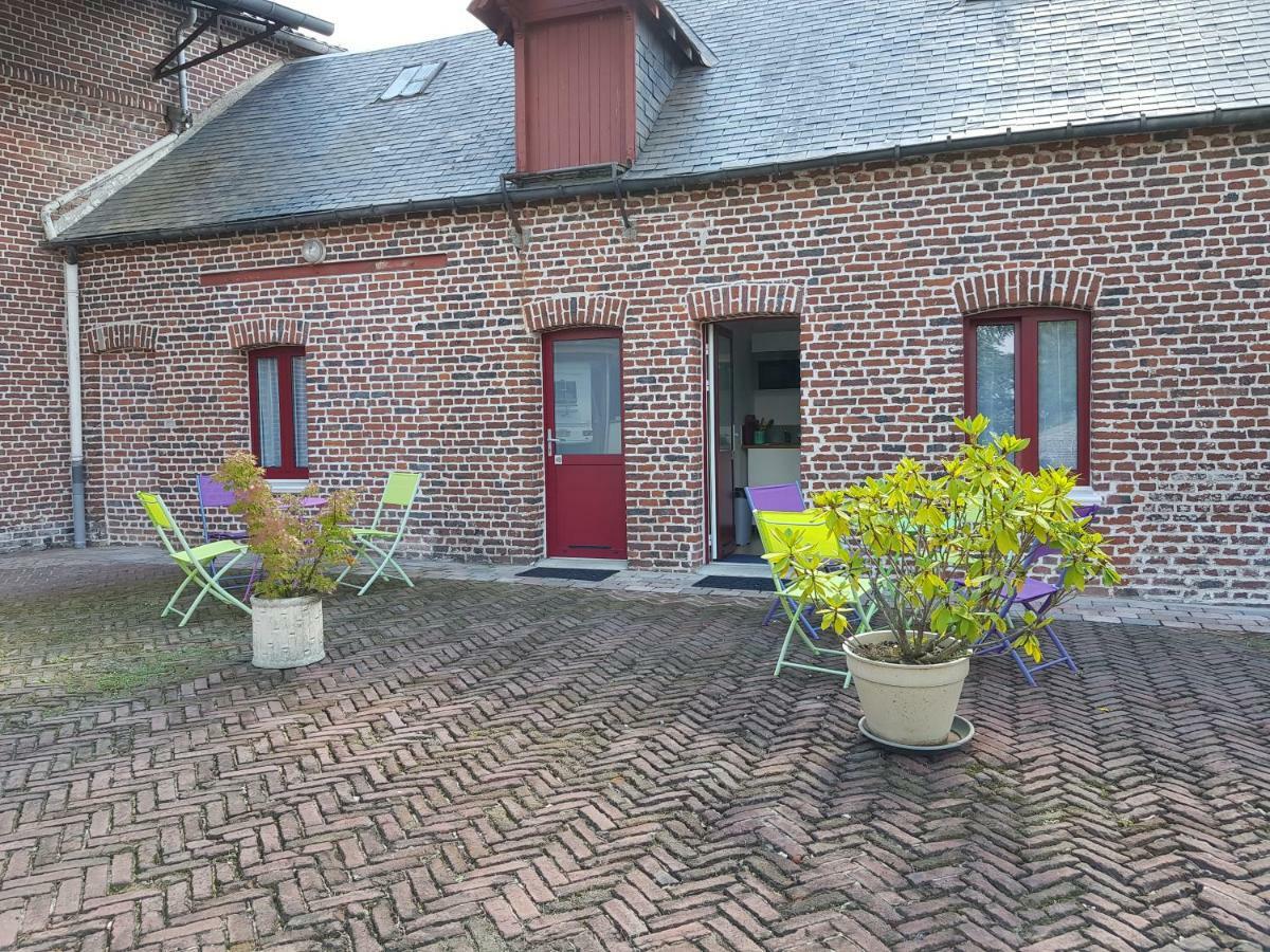 Au Petivall Studio Achicourt Exterior photo